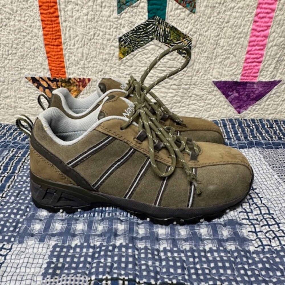 Nautilus Safety Shoes Composite Toe Woman's Size 7.5